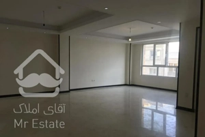 شاهین شمالى/شیک و فول امکانات غرق در نور