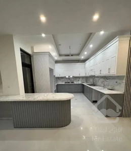 ۱۴۰ متر. شریف وکیل آباد. صفر