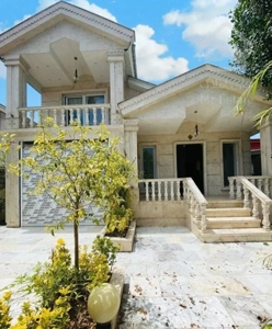 ویلا 260 متری/ شهرک برند/ ویو جنگلی/ سنددار