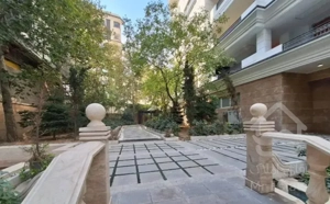 نیاوران ۱۳۵ متر دو خواب مشاعات هتلینگ۱