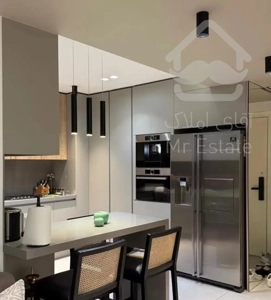 ۵۰متر/ فول امکانات/ رو به آفتاب /تاپ لوکیشن کاشانی