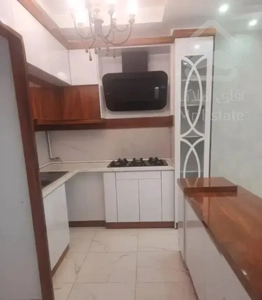 اپارتمان کلید نخورده فول / املاک پارس