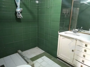 آپارتمان 150 متری 3 خوابه  طبقه 3