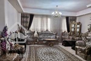 ملک شمالی، رو به آفتاب، طبقه 5، ریحانی کوچه ارس