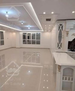 آپارتمان ۱۰۲ متری ، شمال فردوس شرق