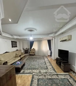 آپارتمان بازسازی شده، ۱۰۰متر ۲خواب،روبروی شرکت گاز