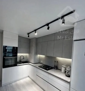 60متر دوخوابه/ فول امکانات/22بهمن مهستان