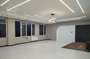 آپارتمان سه خواب تک واحدی