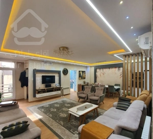 ۶۰متردوخوابه همکف باپارکینگ شریعتی مقابل ملک