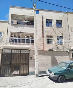 آپارتمان ۱۳۰متری فلکه آبی