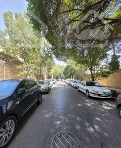 مطهری بر اردیبهشت 750متری 6سقف ارتفاع //نصف قیمة//