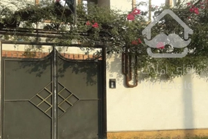 سوئیت ی خوابه راه جدا نوساز با حیاط پشتی و پارکینگ