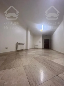 82 متر آپارتمان موقعیت اداری / ۱۲ ساله / میدان محسنی