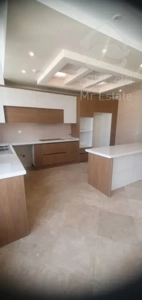 فروش واحد نور مشتقیم تاپ لوکیشن زیر قیمت