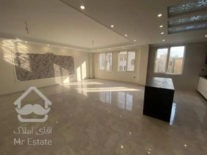 ۱۰۵متر کم‌واحد دو‌کله نور