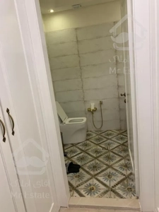 طبقه هفتم تراس بزرگ قابل چیدمان