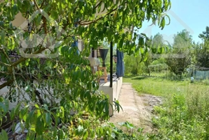 باغ ویلای دنج وسرسبز