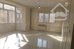 دولت اختیاریه 100متر دوخواب طبقه دوم