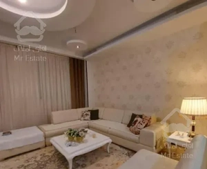 ۷۹متر، دو خوابه، فول امکانات (تاپ لوکیشن پونک)