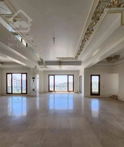 محمودیه خیابان ب ۳۰۰ متر ۴ خواب ۲ پارکینگ تراس فول