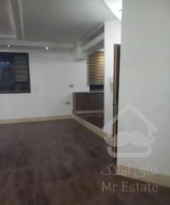 آپارتمان 90 متری ظفر، خیابان پیروزی  طبقه اول