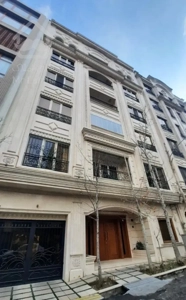 فرمانیه شرقی تکواحدی ۲۲۰متر ۳خ فول ۲پارکینگ