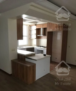 اپارتمان ۱۱۱متر۲ خواب بلوارگلاب