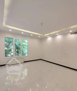 ۱۲۰ متر قیطریه خوش نقشه/چند قدمی پارک