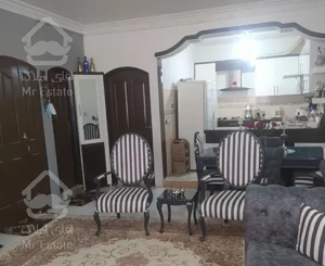 آپارتمان ۶۱ متری تمیز و مرتب