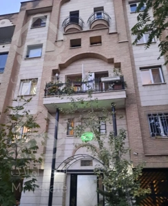 آپارتمان ۱۵۵ متری /سه خواب /پنج بالکن