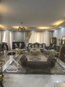 205متر آپارتمان فول امکانات