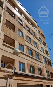 ۸۳ متر نوساز فول امکانات