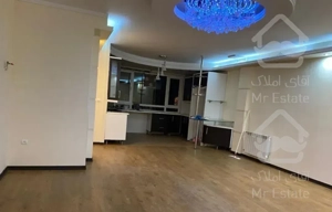 اپارتمان ۱۰۰متر ۳خواب ۱مستر ۲پارکینگ