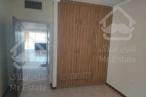 ۱۱۵ متر ۲ خوابه ۶ ساله