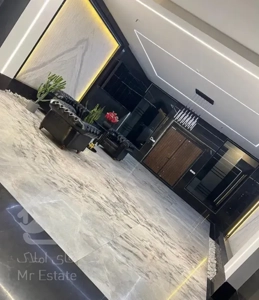 ۱۰۵ متر اپارتمان رو به خیابان ، فول امکانات
