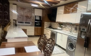 ۱۳۵ متر ۳ خواب /۲۵ متر انباری / فول