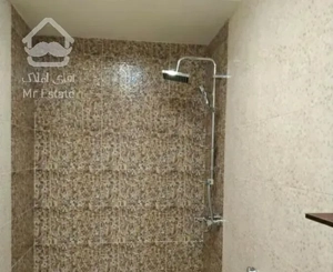 کامرانیه ، ۱۳۶ متر ۲ پارکینگ