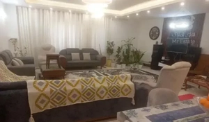 اپارتمان 140متری   با تراس پارکینگ اسانسور انباری