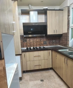 ۶۵متر سمت پارک