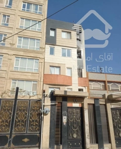 اپارتمان ۱۳۰ متر دوخوابه