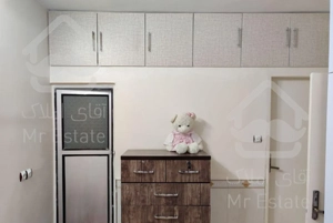 آپارتمان 3طبقه 6واحدی روبه نما تمیز بازسازی شده