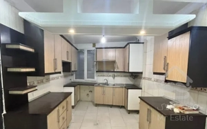 آپارتمان ۵۰ متری آسانسور انباری خوش نقشه نازی آباد