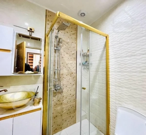 ۱۸۰ متری منطقه۲۲