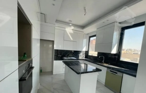 ۹۷ متر ۲ خواب مستر پاسداران (زیر قیمت)