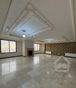 ۲۸۰متر/۴خواب/خیابان گلدشت/تک واحدی/۳پارکینگ سندی