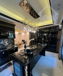 235متر 3خواب 2پارکینگ با مشاعات کامل سازه برند