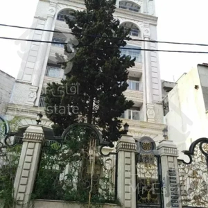 ۱۰۱ متر ، قیطریه ، نوساز کلیدنخورده