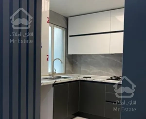 آپارتمان ۸۳ متری / ۲ خواب فول شیک / بیمه ۵