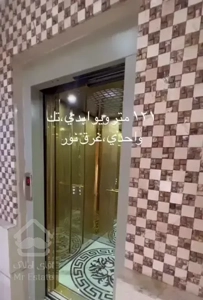 ۱۲۱ متر ۳ خواب کلیدنخورده (ویو کل تهران )