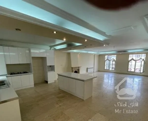 150متر/3خواب/صرافها/فول امکانات/